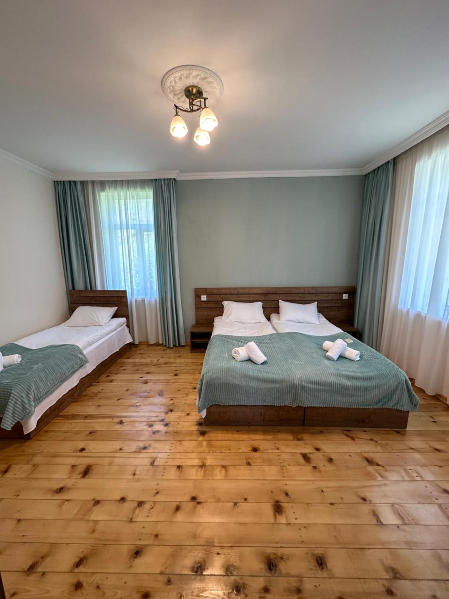 Polaris Kazbegi Hotel Ngoại thất bức ảnh