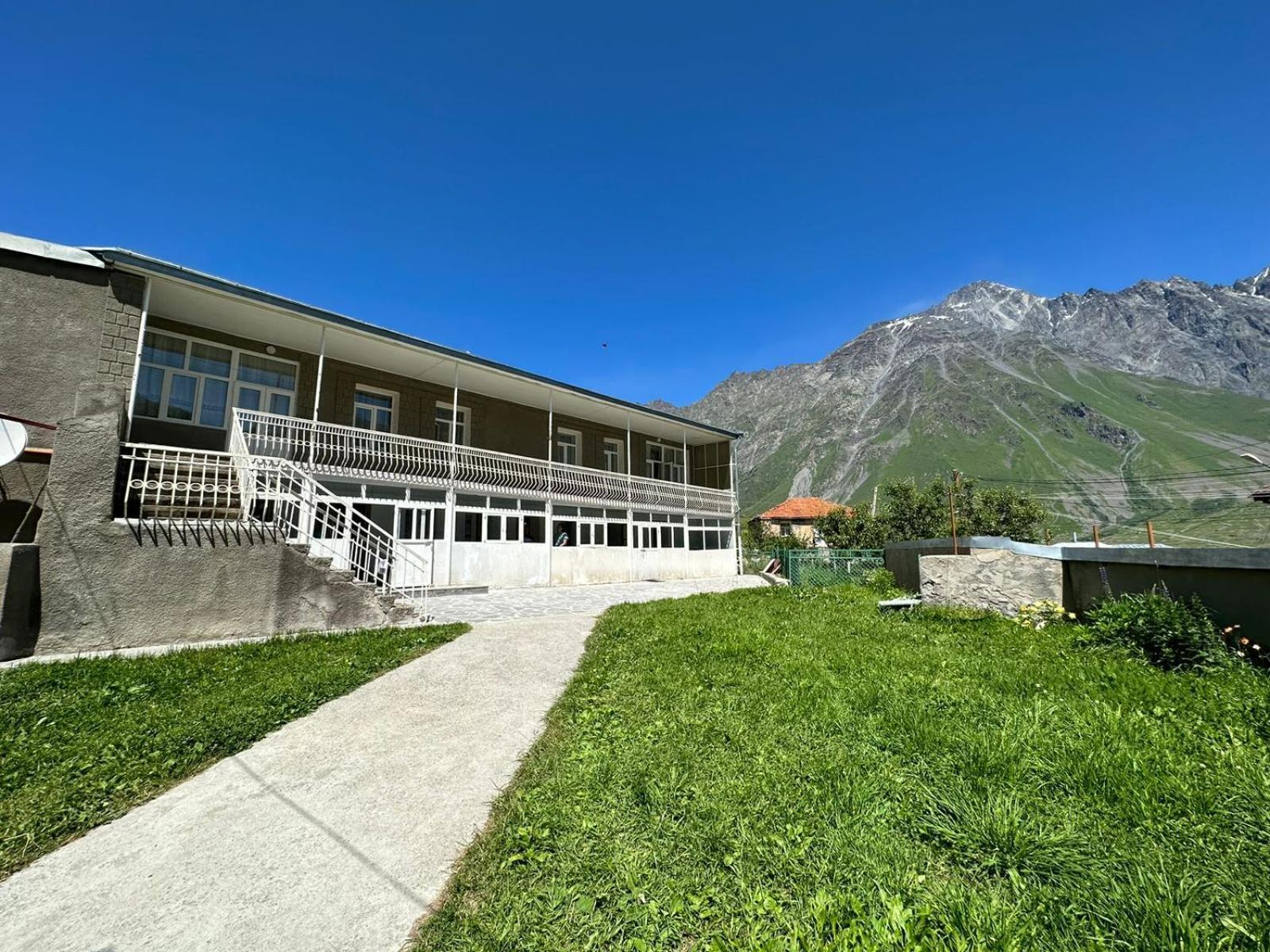 Polaris Kazbegi Hotel Ngoại thất bức ảnh