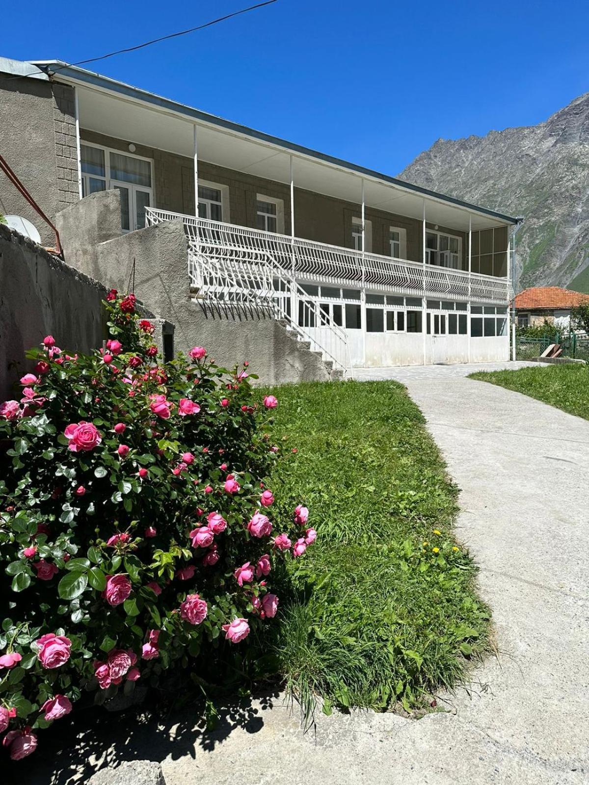 Polaris Kazbegi Hotel Ngoại thất bức ảnh